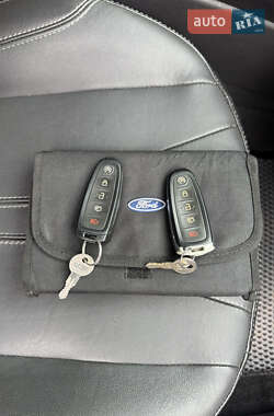 Хэтчбек Ford Focus 2014 в 