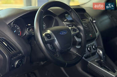 Седан Ford Focus 2014 в 