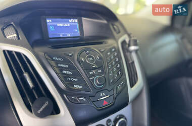 Седан Ford Focus 2014 в 