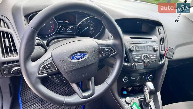 Седан Ford Focus 2016 в Ужгороде