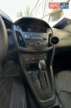 Хэтчбек Ford Focus 2018 в 