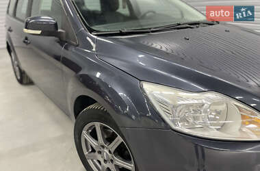 Универсал Ford Focus 2010 в 