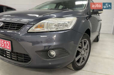 Универсал Ford Focus 2010 в 