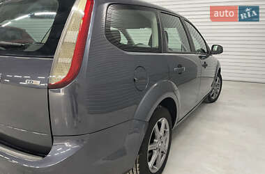 Универсал Ford Focus 2010 в 