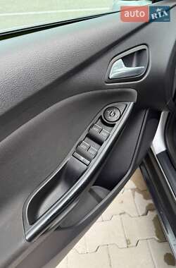 Универсал Ford Focus 2012 в 