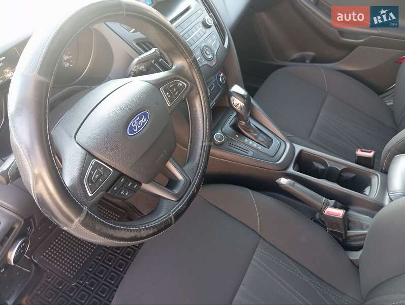 Хетчбек Ford Focus 2015 в Харкові