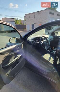 Хэтчбек Ford Focus 2010 в 