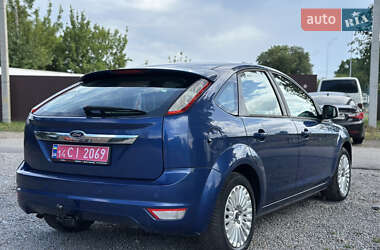 Хэтчбек Ford Focus 2009 в 