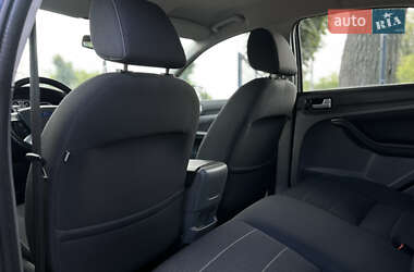 Хэтчбек Ford Focus 2009 в 