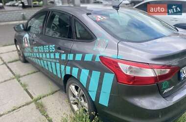 Седан Ford Focus 2014 в 