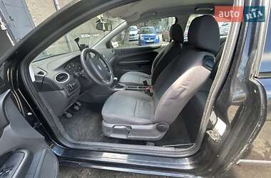 Хэтчбек Ford Focus 2004 в 