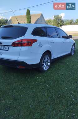 Универсал Ford Focus 2014 в 
