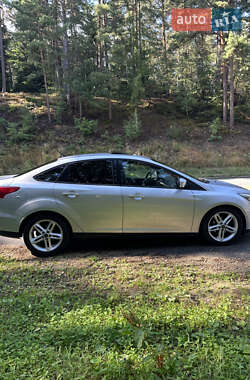 Седан Ford Focus 2016 в 