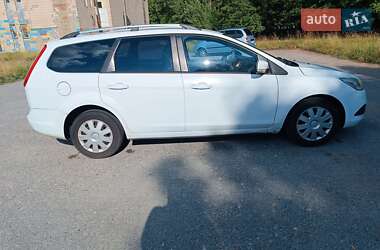 Универсал Ford Focus 2010 в 