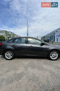 Седан Ford Focus 2017 в 