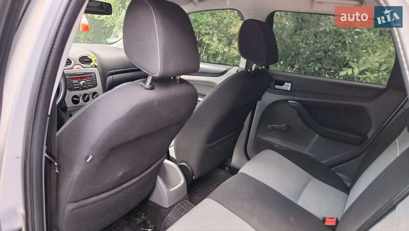 Універсал Ford Focus 2010 в Сарнах
