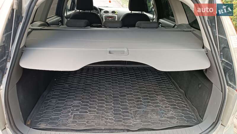 Універсал Ford Focus 2010 в Сарнах