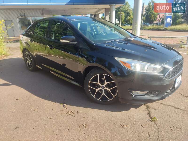 Седан Ford Focus 2015 в Чернігові
