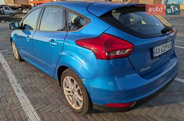 Хэтчбек Ford Focus 2016 в 