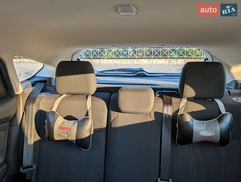 Хэтчбек Ford Focus 2016 в Харькове
