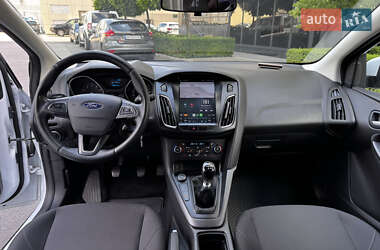 Хетчбек Ford Focus 2017 в 