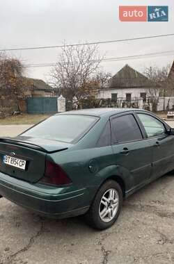 Седан Ford Focus 2000 в 