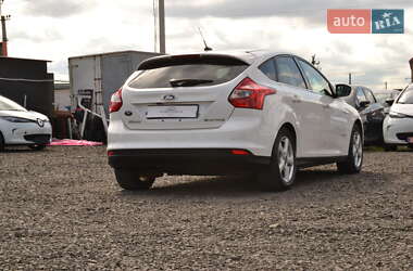 Хэтчбек Ford Focus 2013 в 