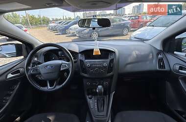 Седан Ford Focus 2018 в 