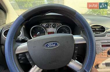Хэтчбек Ford Focus 2008 в 