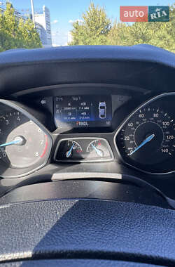 Хэтчбек Ford Focus 2016 в 