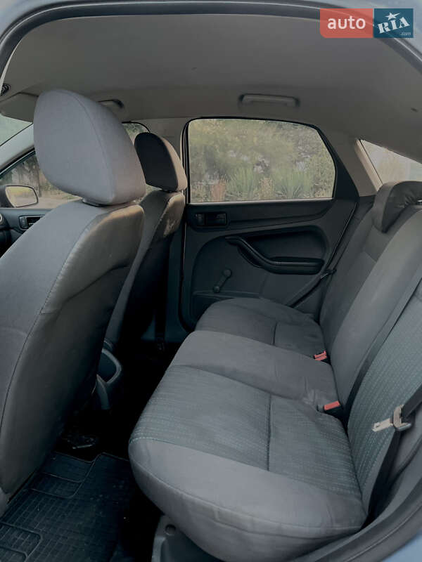 Хетчбек Ford Focus 2005 в Миколаєві