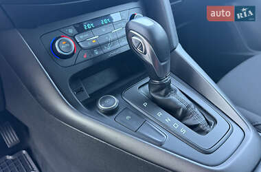 Хэтчбек Ford Focus 2017 в 