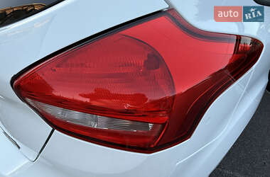 Хэтчбек Ford Focus 2017 в 