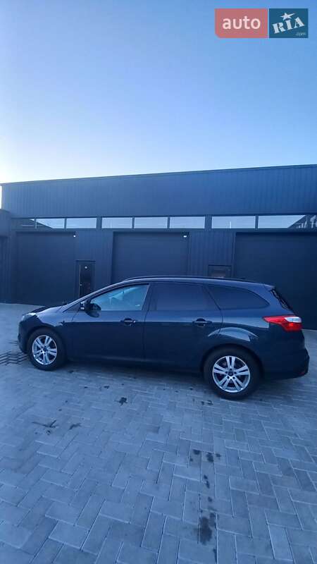 Універсал Ford Focus 2011 в Сарнах