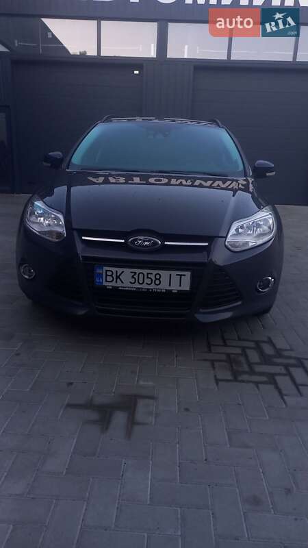 Універсал Ford Focus 2011 в Сарнах
