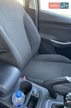 Универсал Ford Focus 2012 в 