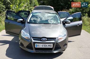 Седан Ford Focus 2014 в 