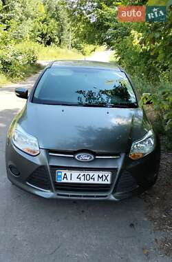 Седан Ford Focus 2014 в 