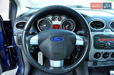 Универсал Ford Focus 2011 в 