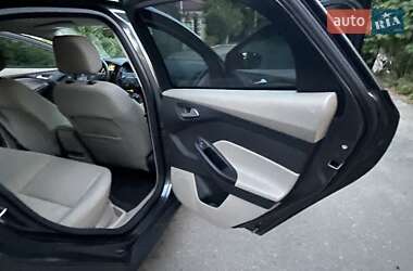 Седан Ford Focus 2018 в 