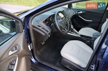 Седан Ford Focus 2016 в 