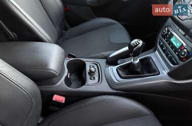 Универсал Ford Focus 2012 в 