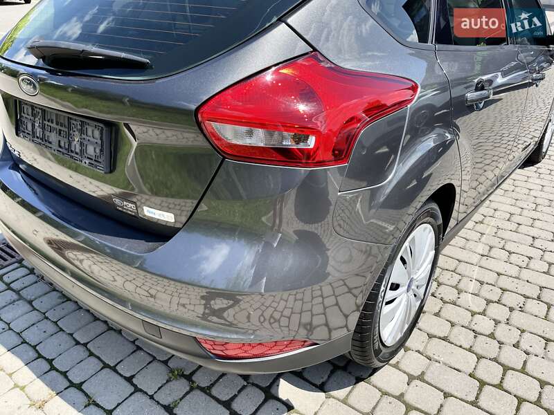 Хэтчбек Ford Focus 2017 в Львове