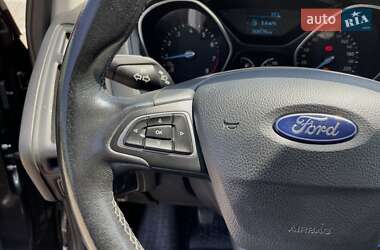 Хэтчбек Ford Focus 2017 в 