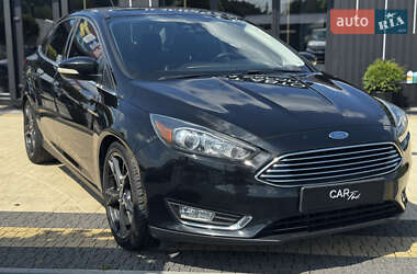Седан Ford Focus 2015 в 