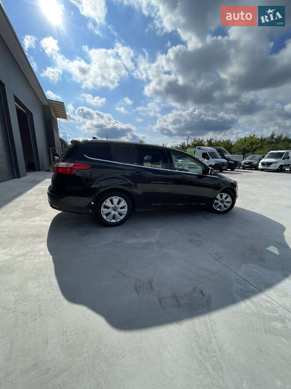 Универсал Ford Focus 2012 в Дубно