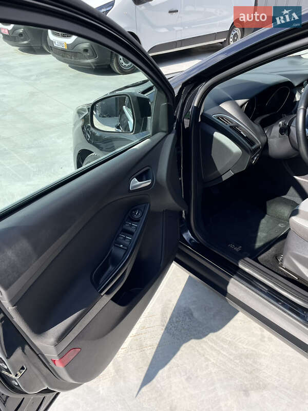 Универсал Ford Focus 2012 в Дубно