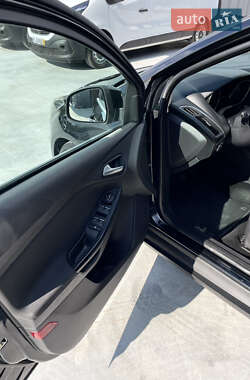 Универсал Ford Focus 2012 в 