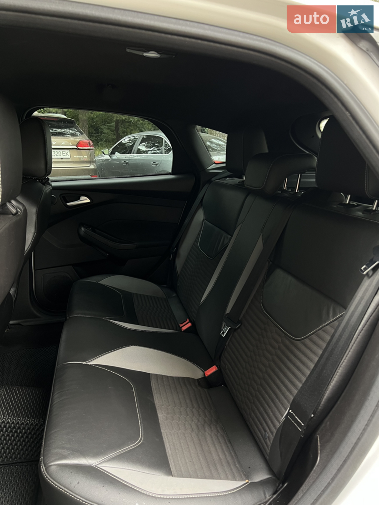 2016 Ford Focus - мініатюра 19