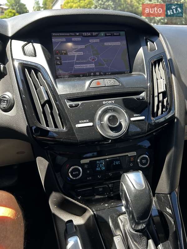 Хэтчбек Ford Focus 2012 в Черноморске